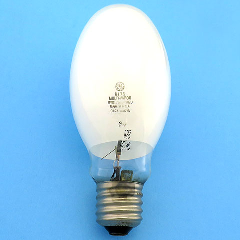 GE MVR175/SP30/U R175 175W Multi-Vapor Metal Halide Light Bulb M57/E Lamp
