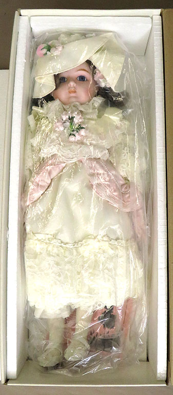 Gorham Doll Ashley 8735 in box